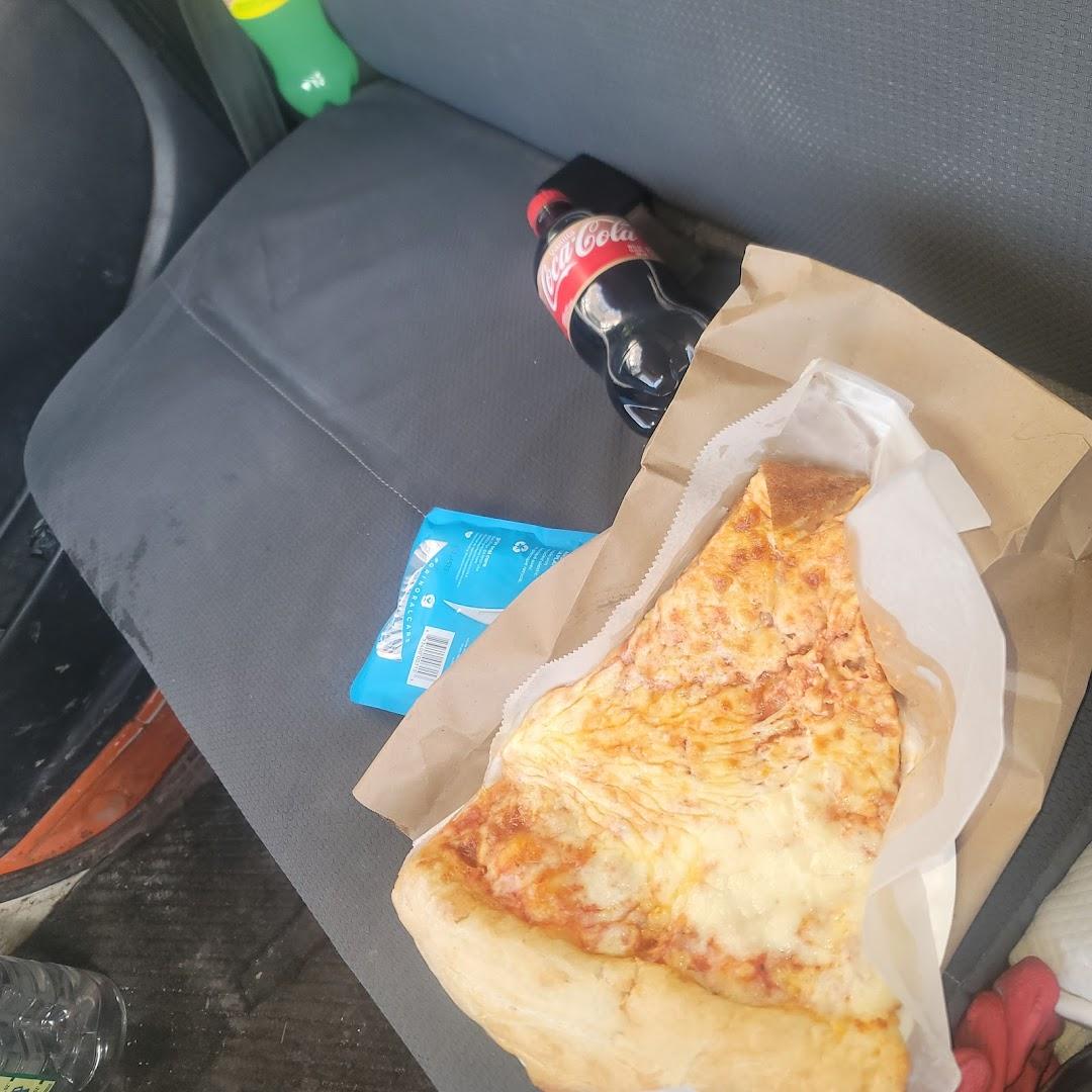 Cross Bronx Pizzeria